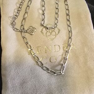 Kendra Scott Polished Silver Link Necklace with Logo Charm